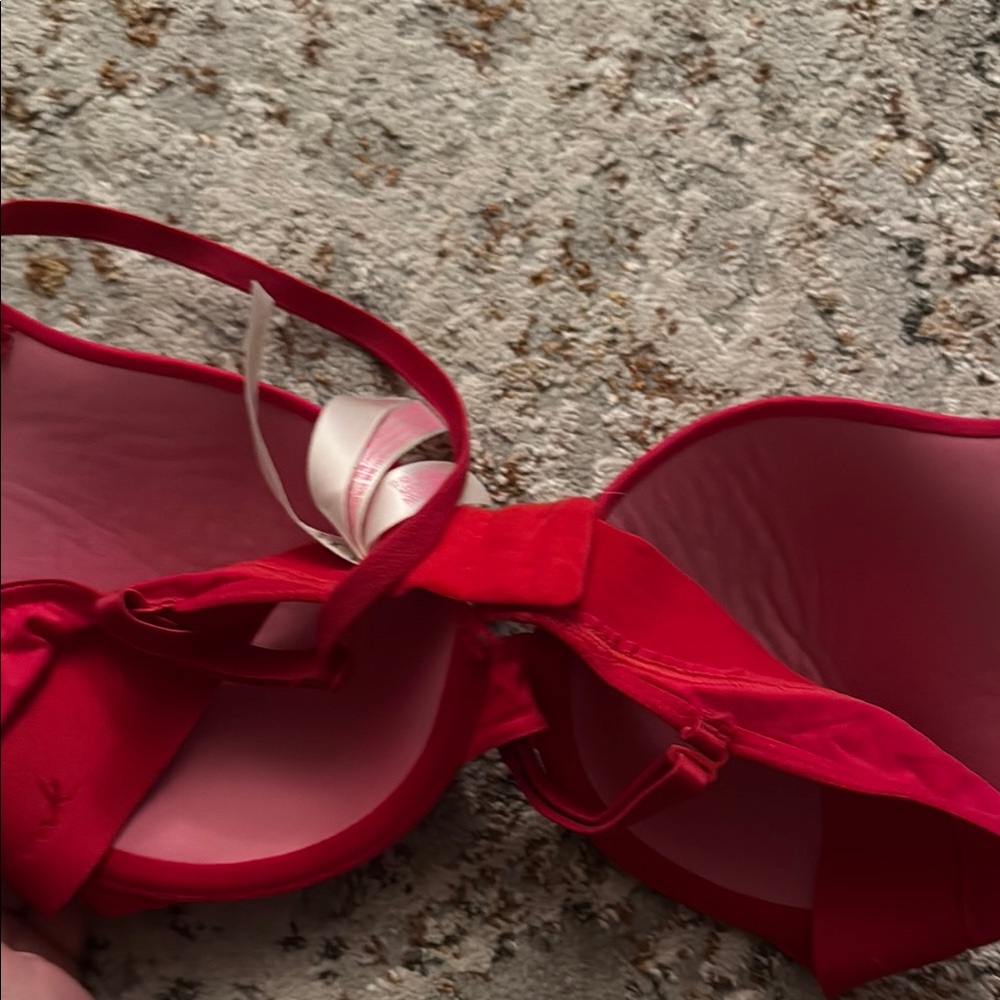 Two Bras - Picture 4 of 4